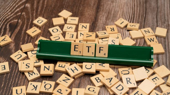 index funds vs ETFs index funds vs ETFs